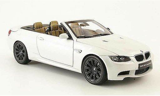 Bmw M3 Cabriolet 1/18 Autoart E93 blanche miniature