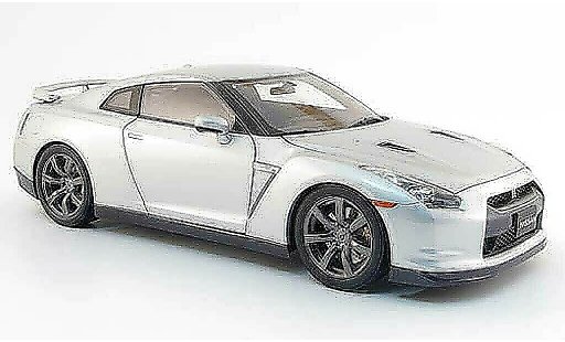 Nissan Skyline R35 1/18 Kyosho gt-r premium edition grise 2008 miniature
