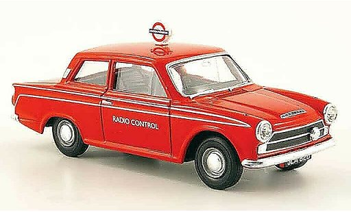 Ford Cortina Police 1/43 Vanguards MK I rouge London Transport Radio Control miniature