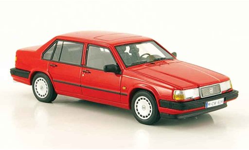 Volvo 940 Base 1/43 Neo rouge 1992 miniature