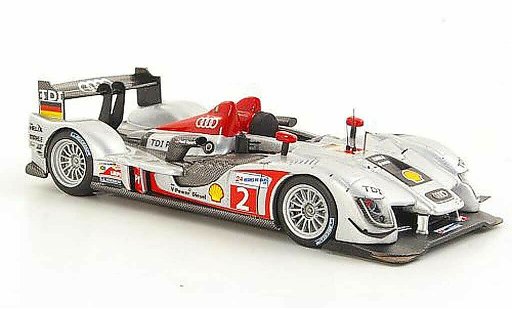 Audi R15 course 1/43 IXO 2009 TDI No.2 L.Luhr / M.Rockenfeller / M.Werner 24h Le Mans miniature