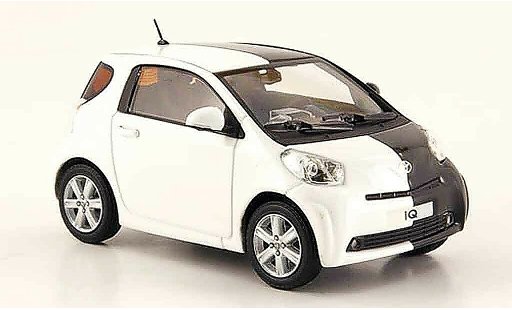 Toyota IQ Base 1/43 Minichamps blanche noire autosalon genf 2009 miniature