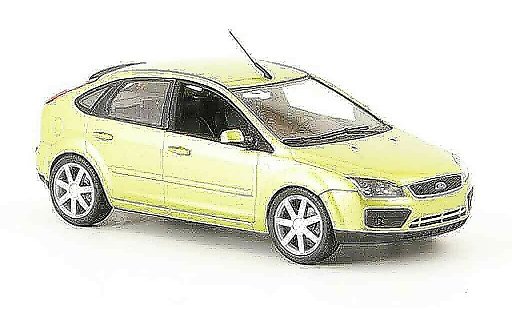 Ford Focus Berline 1/43 Minichamps jaune 5 turig 2004 miniature