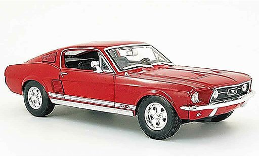Ford Mustang Fastback 1/18 Maisto gta rouge miniature