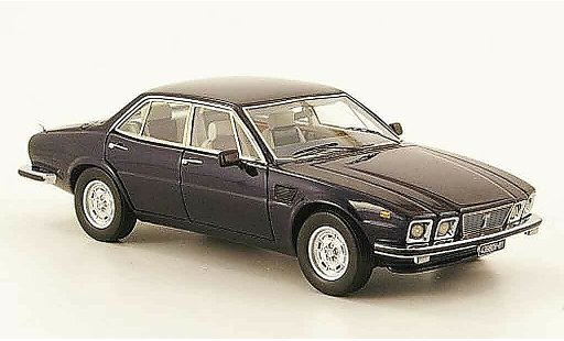 De Tomaso Deauville Berline 1/43 Neo bleu 1978 miniature