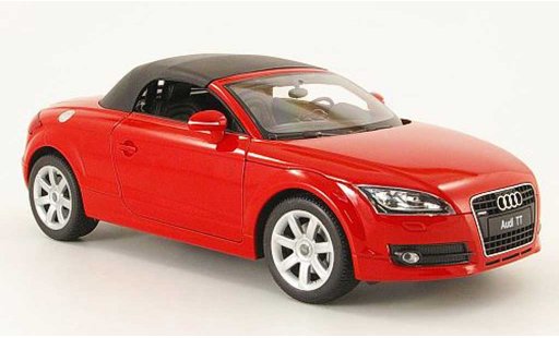 Audi TT roadster 1/18 Welly rouge avec capote miniature
