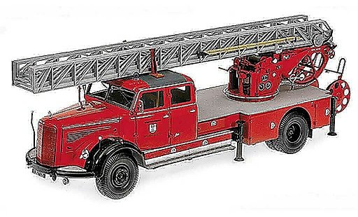 Mercedes L 6600 Base 1/18 Minichamps DL30 Pompiers Wolfsburg 1950 miniature