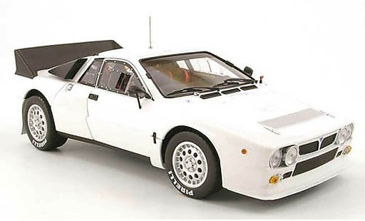 Lancia 037 Rally 1/18 Kyosho rallye presentation blanche miniature