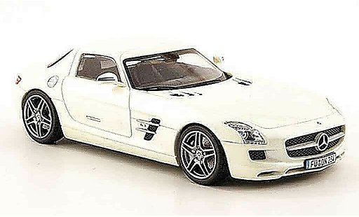 Mercedes SLS Coupe 1/43 Schuco AMG (C197) blanche miniature