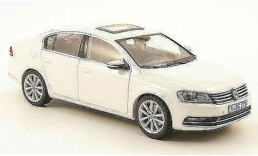 Volkswagen Passat B7 1/43 Schuco blanche 2011 miniature