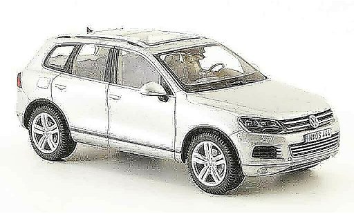 Volkswagen Touareg Base 1/43 Schuco ii grise metallisee 2010 miniature