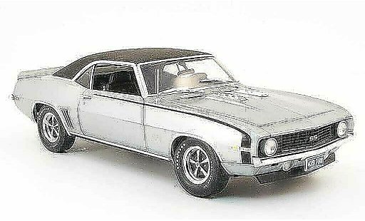 Chevrolet Camaro SS 1/18 Highway 61 396 grise/noire 1969 miniature