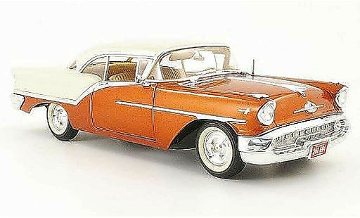 Oldsmobile Super 88 Base 1/18 Highway 61 orange/beige 1957 miniature