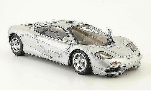 McLaren F1 GTR GTR Short Tail 1/18 Autoart grise metallized strassenversion 1994 miniature