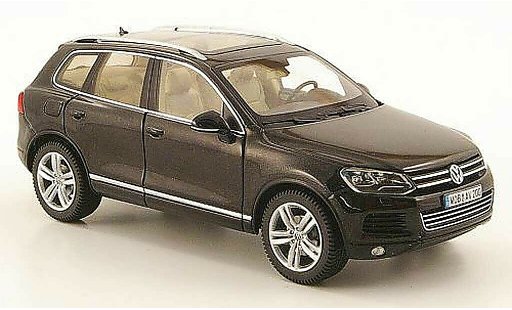Volkswagen Touareg Base 1/43 Schuco noire 2010 miniature