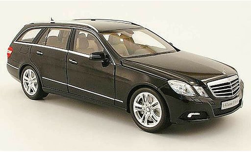 Mercedes Classe E Base 1/18 Minichamps break (s212) noire 2009 miniature