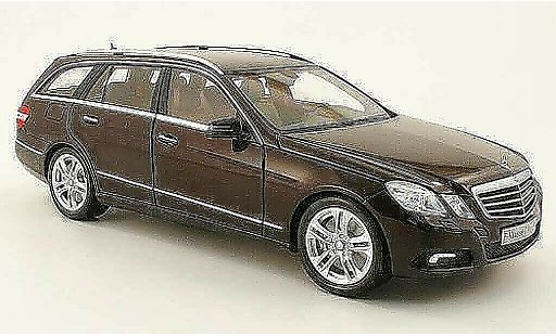 Mercedes Classe E T-Modell 1/18 Minichamps (s212) marron 2009 miniature