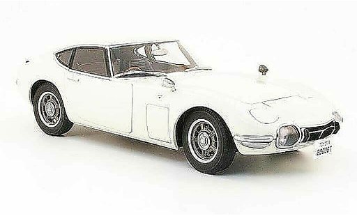 Toyota 2000 GT 1967 1/18 Autoart coupe blanche miniature