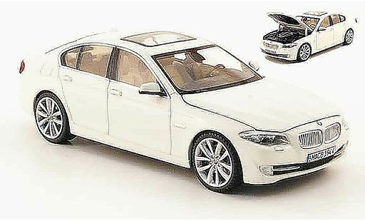 Bmw 550 F10 1/43 Schuco Berline blanche 2010 miniature