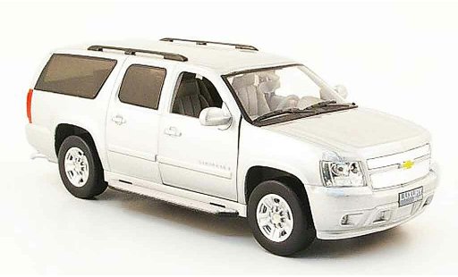 Chevrolet Suburban suv 1/43 Luxury Die Cast grise metallisee 2009 2010 miniature