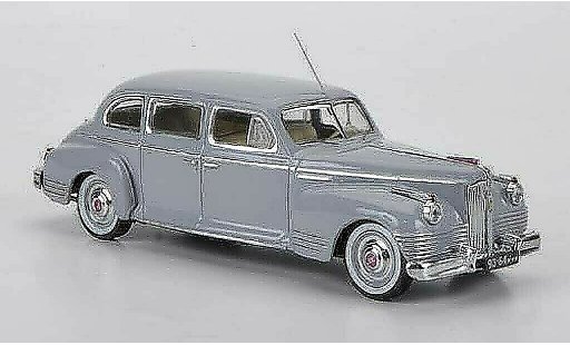 Zis 110 Base 1/43 IST Models grise 1947 miniature
