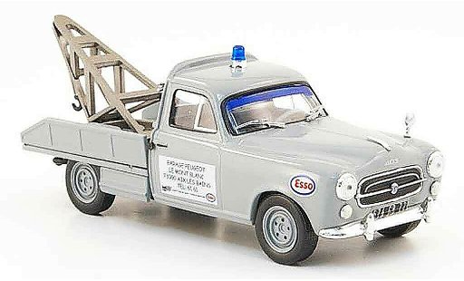 Peugeot 403 Pick up 1/43 IXO depanneuse miniature