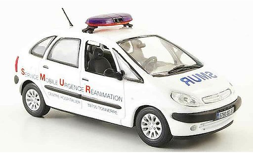 Citroen Xsara Picasso Picasso 1/43 Norev smur notarzt miniature
