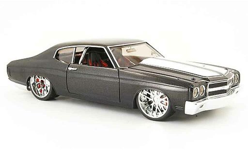 Chevrolet Chevelle tuning 1/18 Hot Wheels 1970 noire version miniature