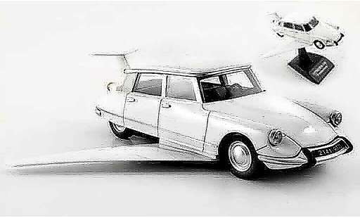 Citroen DS Berline 1/43 Provence Moulage fantomas blanche miniature