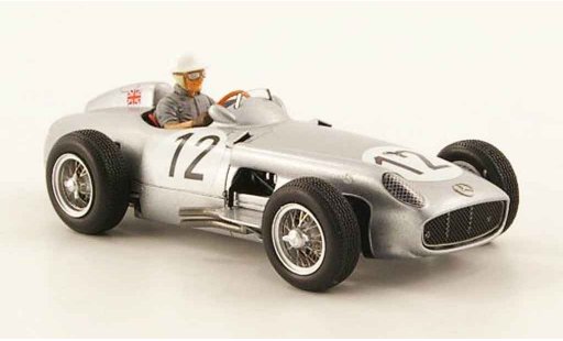 Mercedes W 196 Base 1/43 Spark No.12 vainqueur GP Grande-Bretagne 1955 miniature