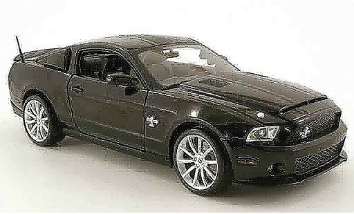 Shelby GT 500 2010 1/18 Shelby Collectibles super snake noir/matnoir miniature
