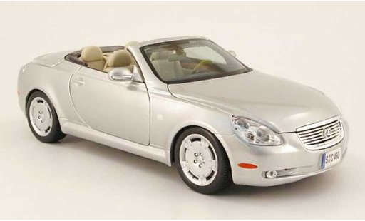 Lexus SC 430 1/18 Maisto grise clair metallized decapotable 2001 miniature