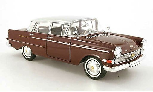 Opel Kapitan P2.6 1/18 Revell rouge/grise clair miniature