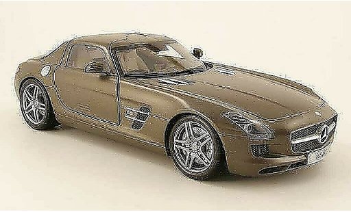 Mercedes SLS Coupe 1/18 Minichamps coupe amg (c197) mat grise 2010 miniature