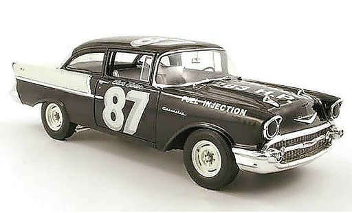 Chevrolet Bel Air Coupe 1/18 Highway 61 1957 150 no.87 buck baker noire widow racer miniature