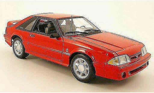 Ford Mustang Cobra 1/18 GMP rouge miniature