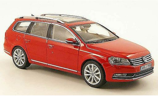 Volkswagen Passat B7 1/43 Schuco Variant rouge 2010 miniature