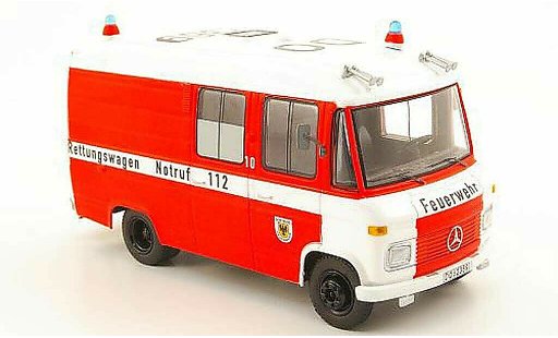 Mercedes L408 Base 1/43 Schuco pompier Dortmund - Rettungswagen miniature