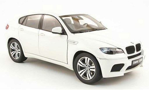 Bmw X6 M 1/18 Kyosho E71 blanche 2009 miniature