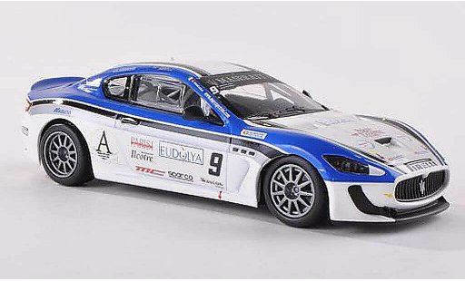 Maserati Gran Turismo GT4 1/18 Minichamps MC No.9 Trofeo MC 2010 Moncada/Petrini miniature