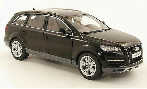 Audi Q7 facelift 1/18 Kyosho noire miniature