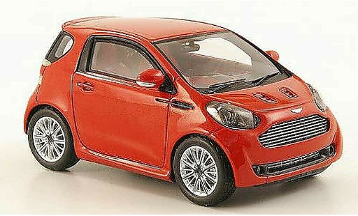 Aston Martin Cygnet citadine 1/43 Spark rouge miniature