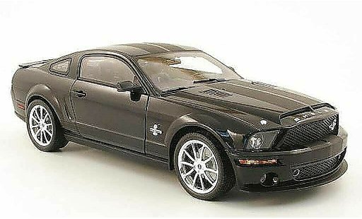 Shelby GT 500 2008 1/18 Shelby Collectibles super kr noire miniature