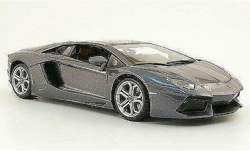 Lamborghini Aventador LP700-4 1/18 Burago grise 2011 miniature