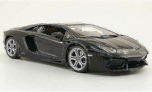 Lamborghini Aventador LP700-4 1/18 Burago noire 2011 miniature