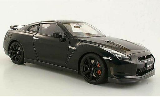 Nissan Skyline R35 1/18 Autoart GT-R noire miniature