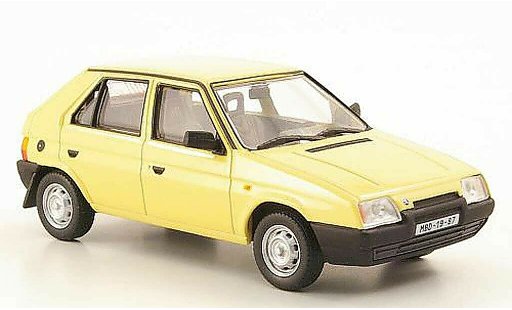 Skoda Favorit 136L 1/43 Abrex beige 1987 miniature
