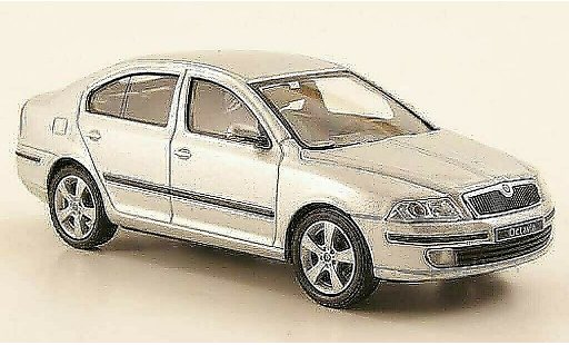 Skoda Octavia Limousine 1/43 Abrex Berline grise miniature