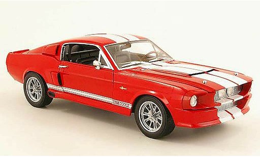 Shelby GT 500 CR 1/18 Shelby Collectibles rouge/blanche 1967 miniature