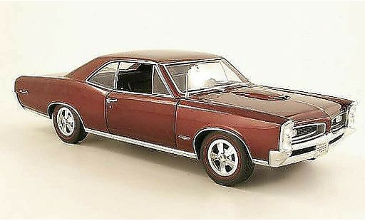 Pontiac GTO 1966 1/18 Highway 61 rouge miniature